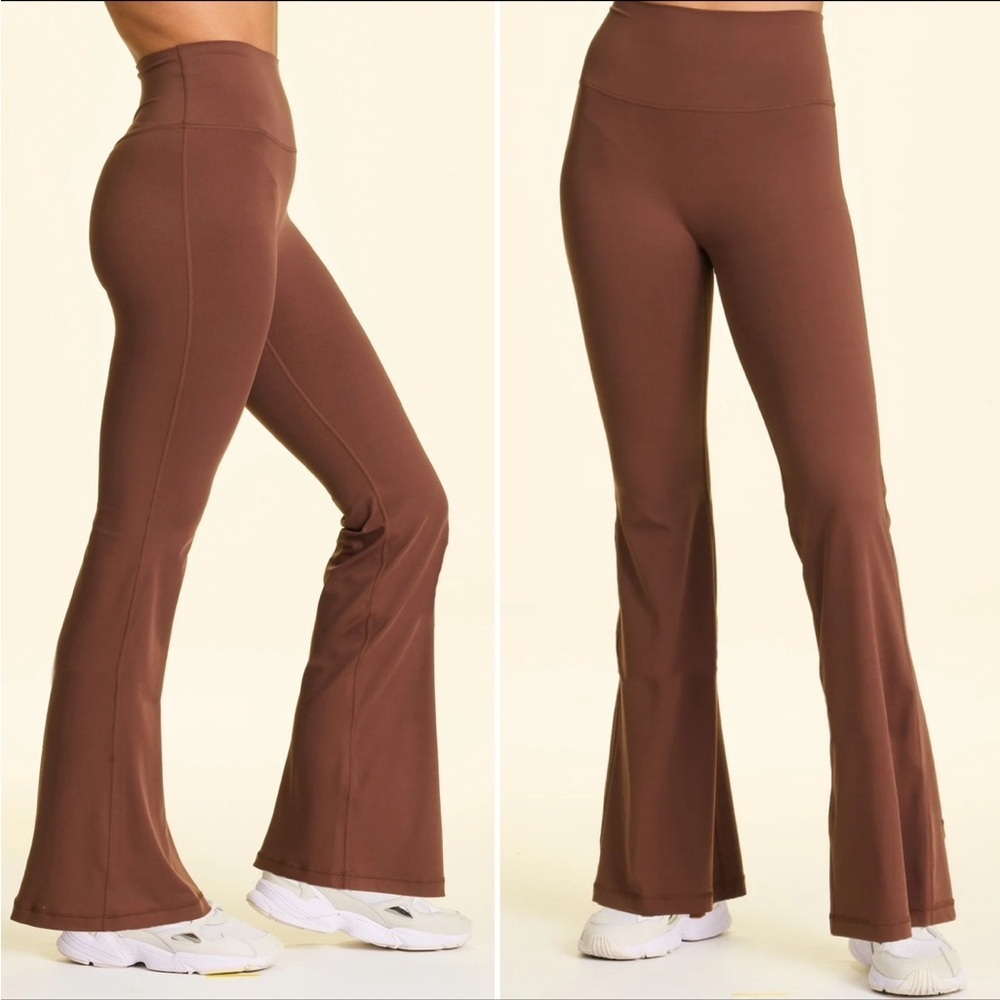 ALALA Ava Flare Legging Size M